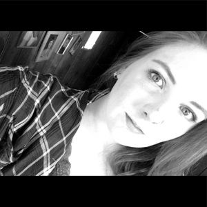 Meet your Posher, Shana